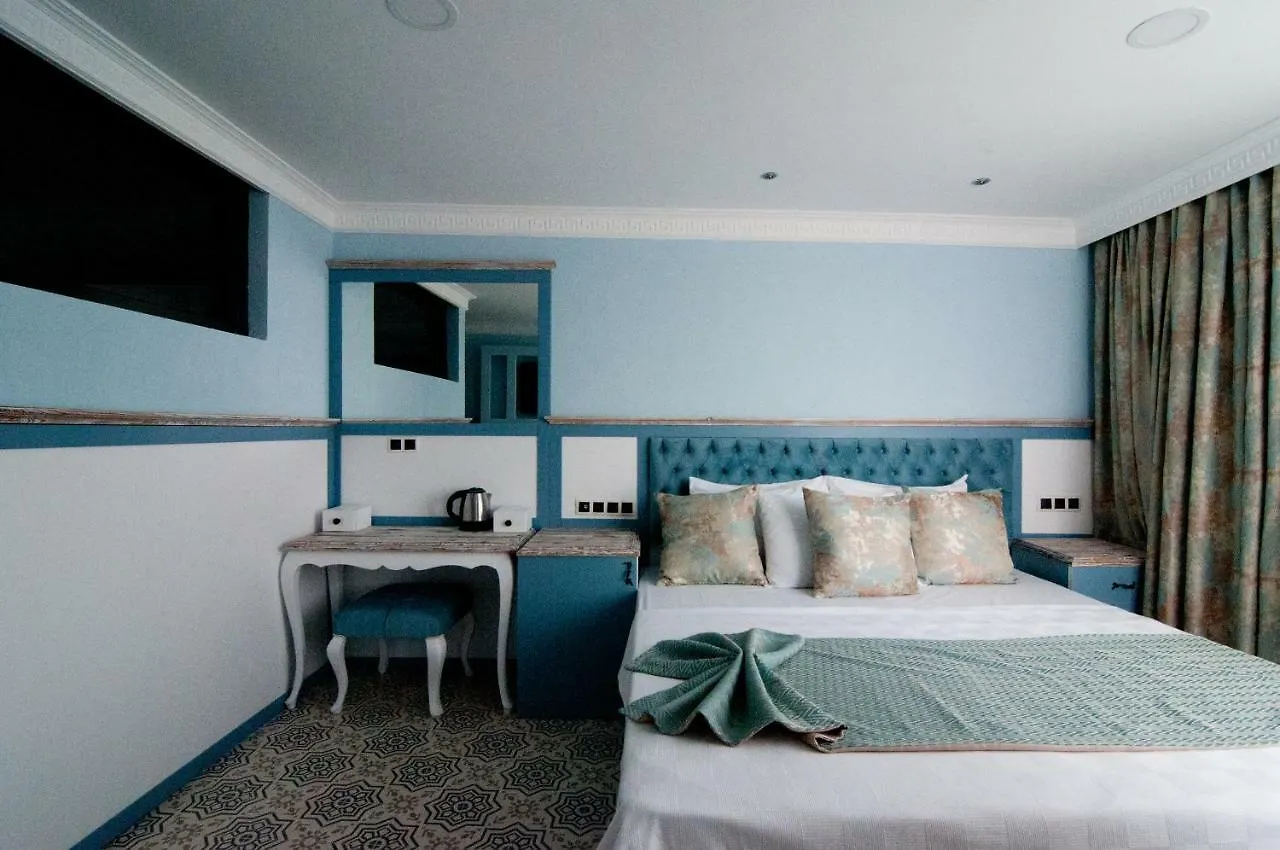 Center Hill Suites Istanbul 2*,