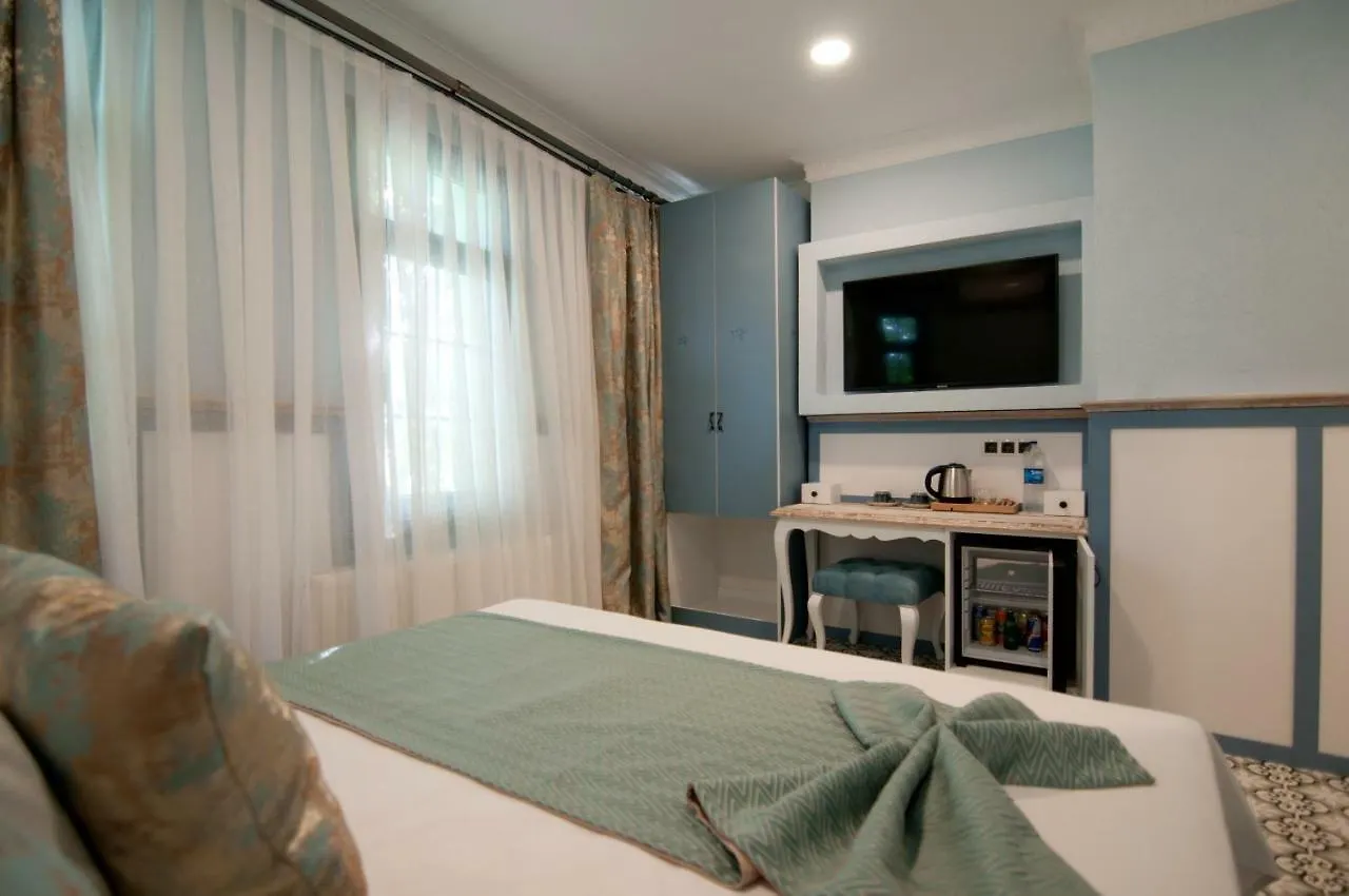 Center Hill Suites Istanbul 2*,